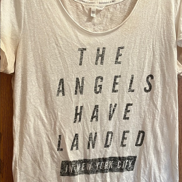 Victoria's Secret Tops - Victoria's Secret Fashion Show T-shirt size medium